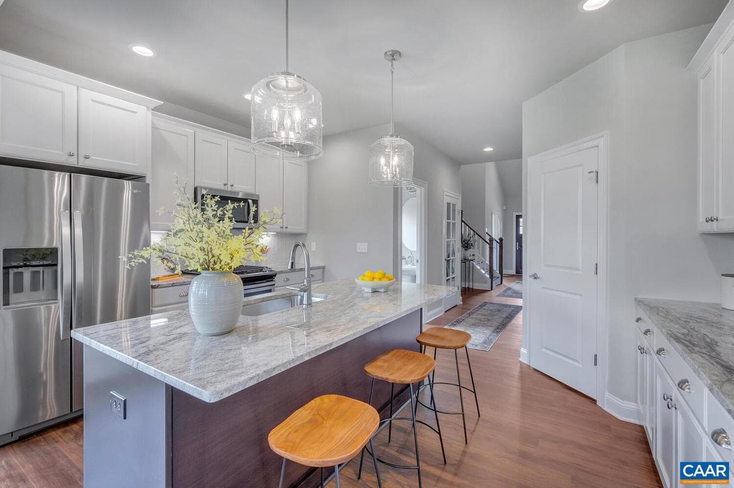 2030 Larkin Ln photo 9