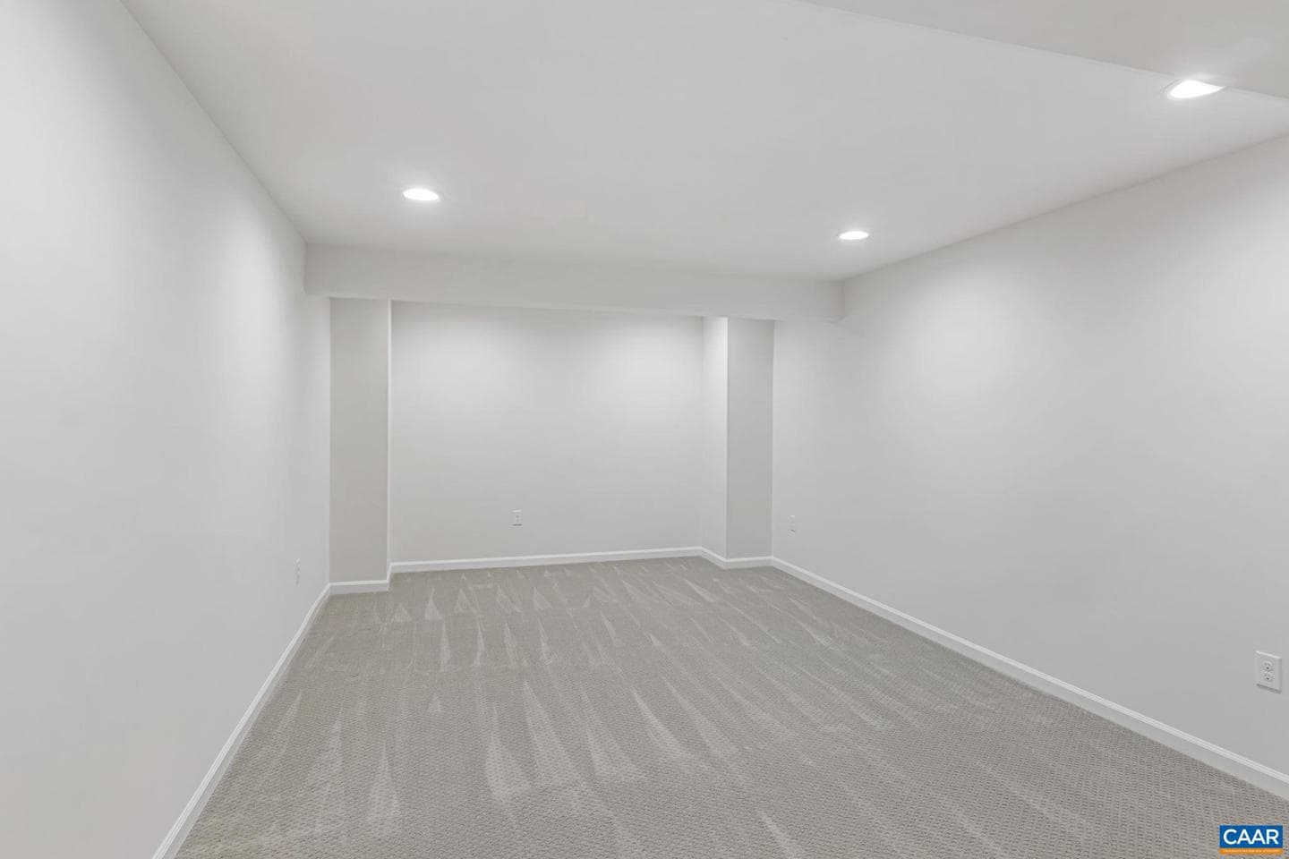 281 Manor Blvd photo 26