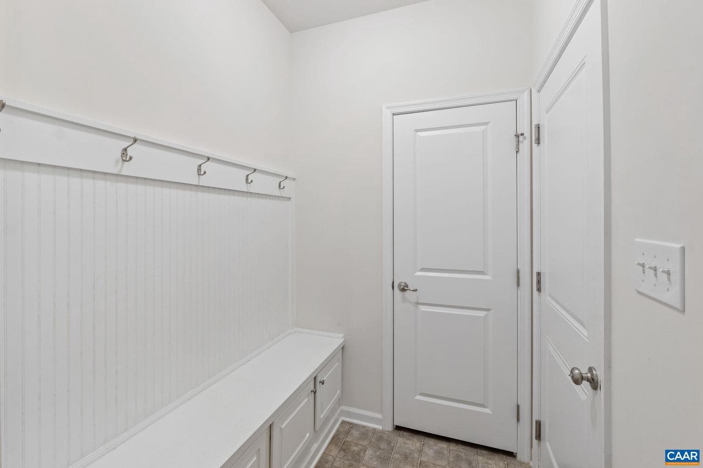 281 Manor Blvd photo 27