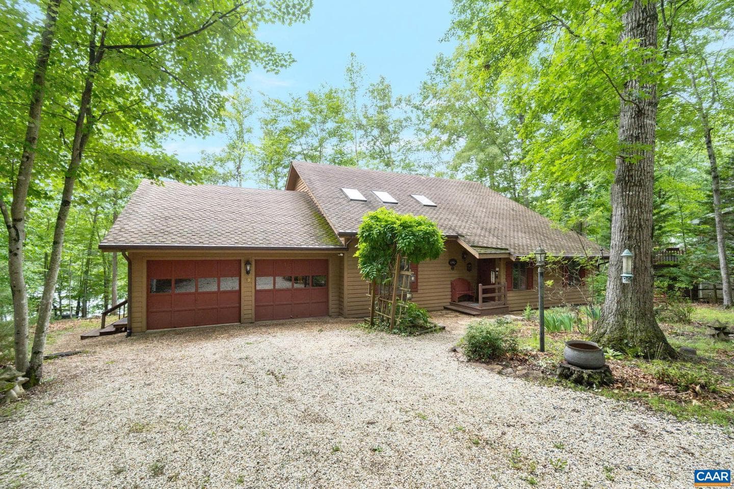 19 Piedmont Ln