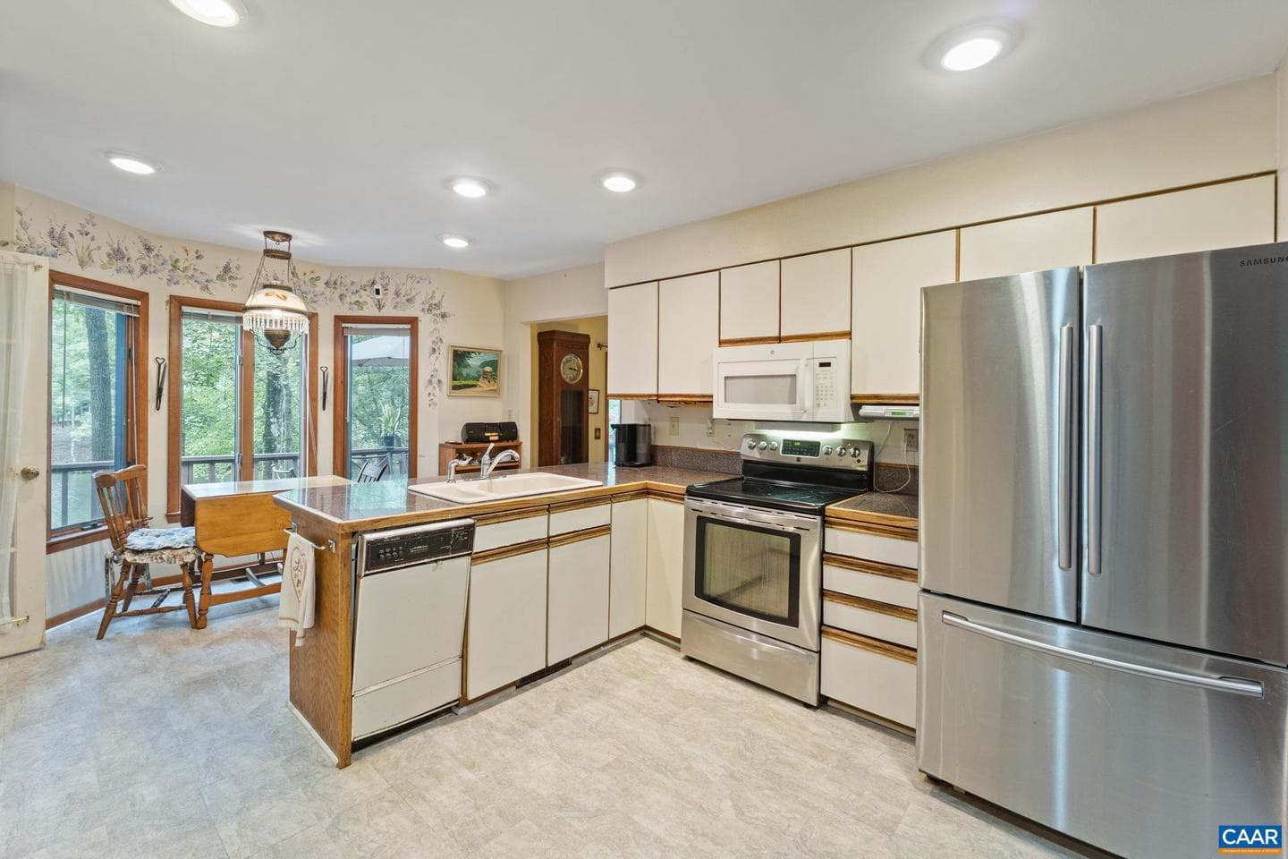 19 Piedmont Ln photo 14