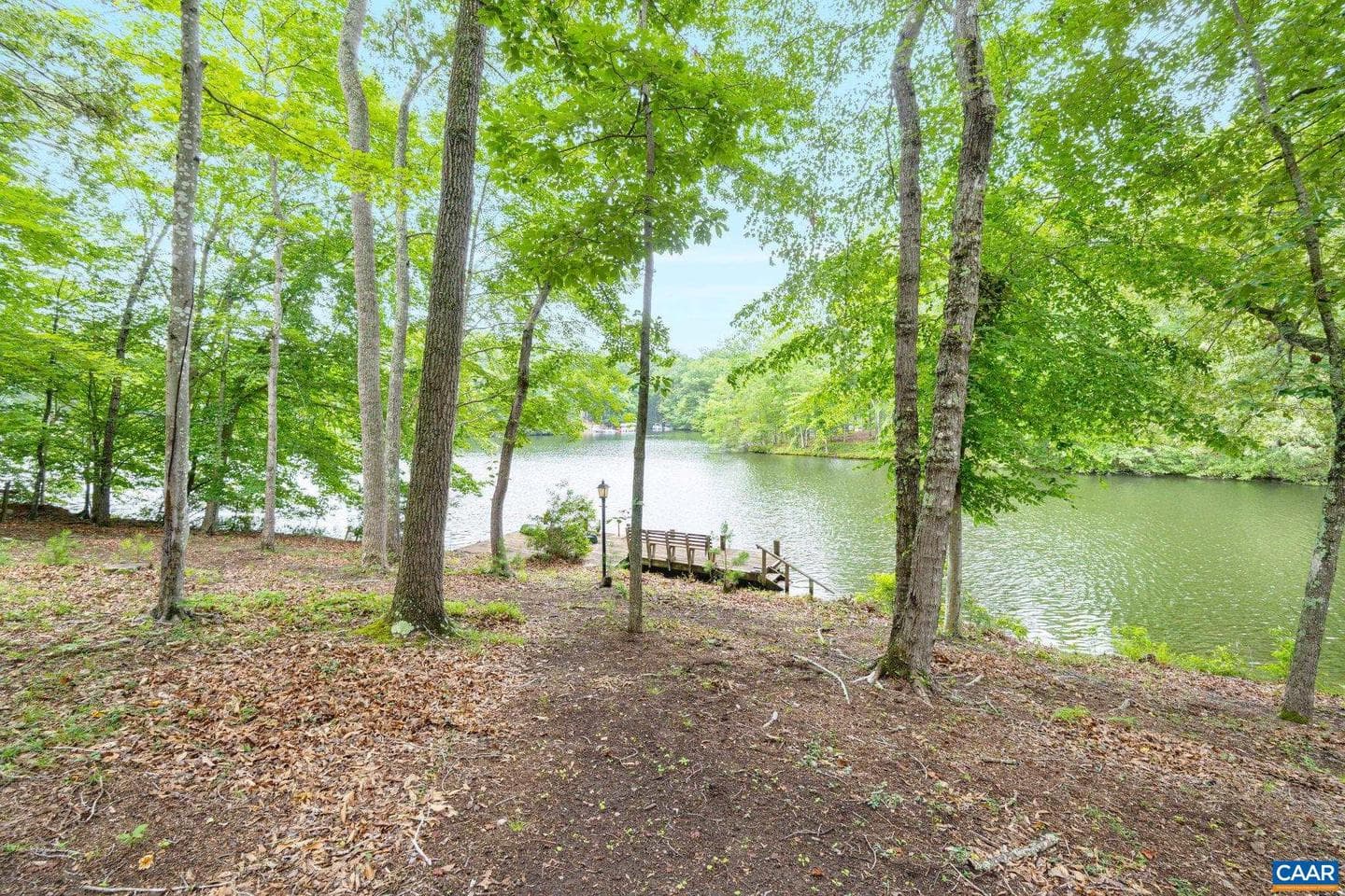 19 Piedmont Ln photo 2