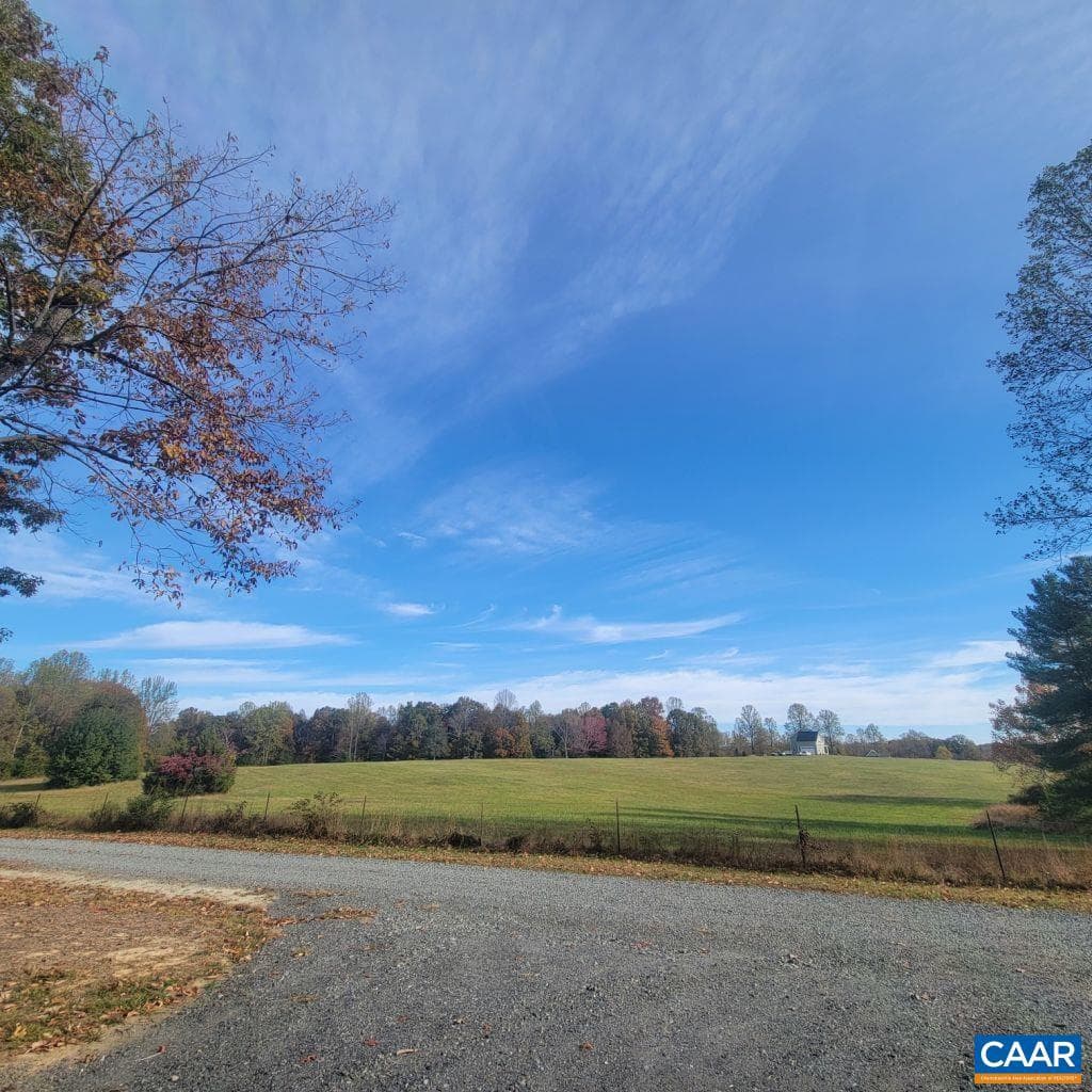 117 Brooking Ln photo 8