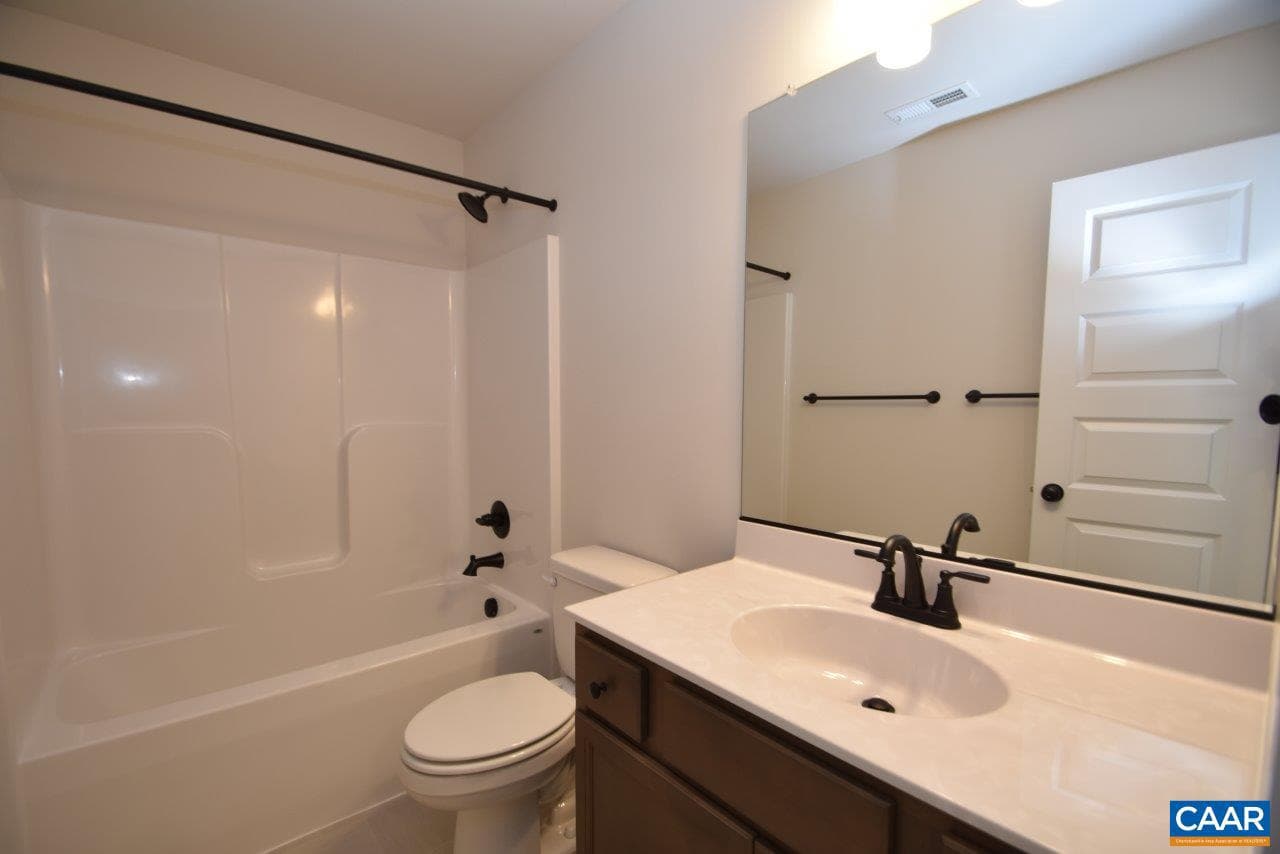 4624 Thomas Jefferson Pkwy photo 14