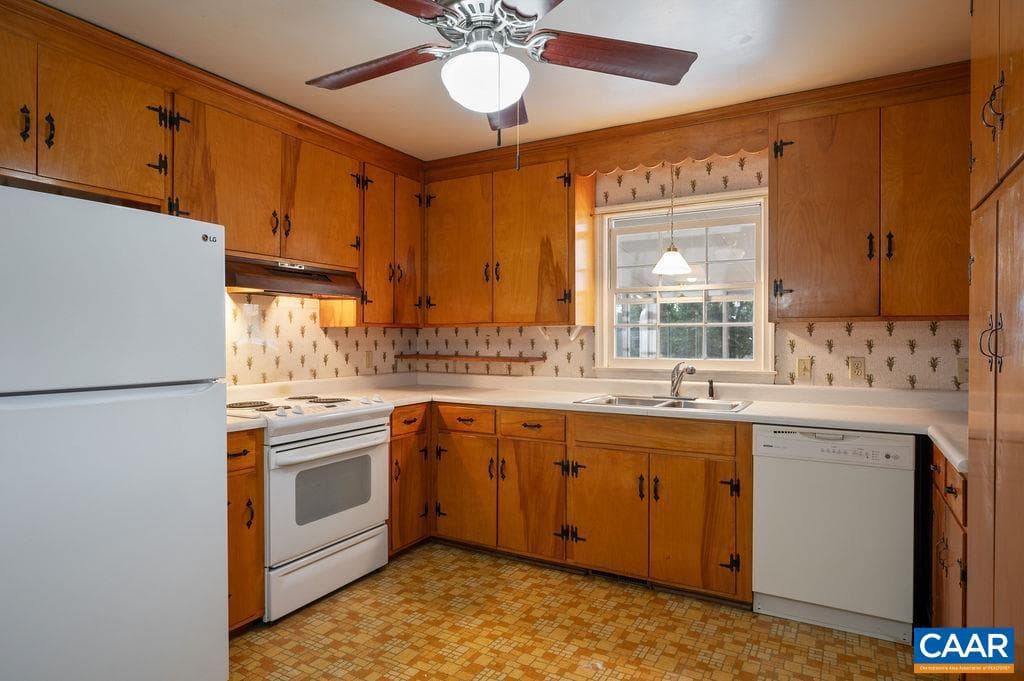 2608 Northfield Rd photo 10
