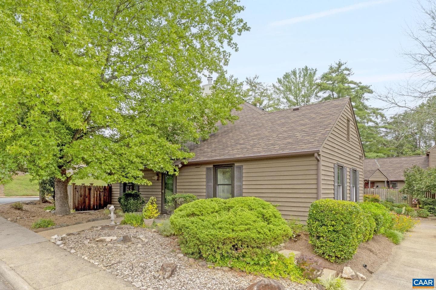 767 Exton Ct photo 4