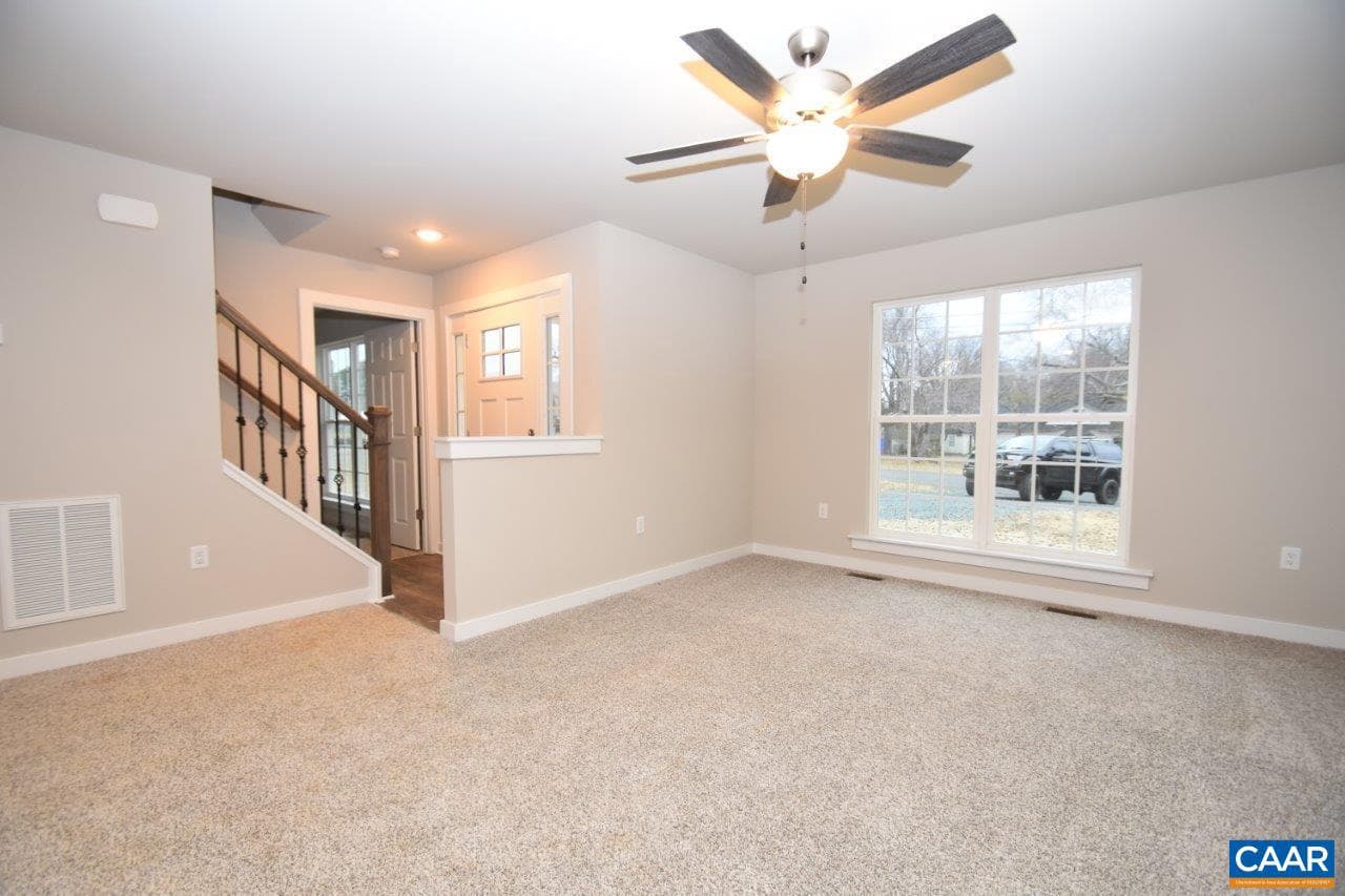 1140 Hanback Rd photo 7