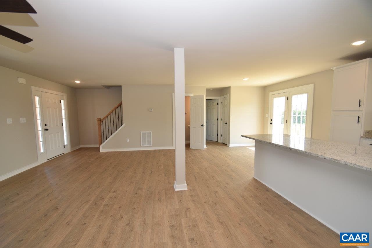 1088 Hanback Rd photo 10