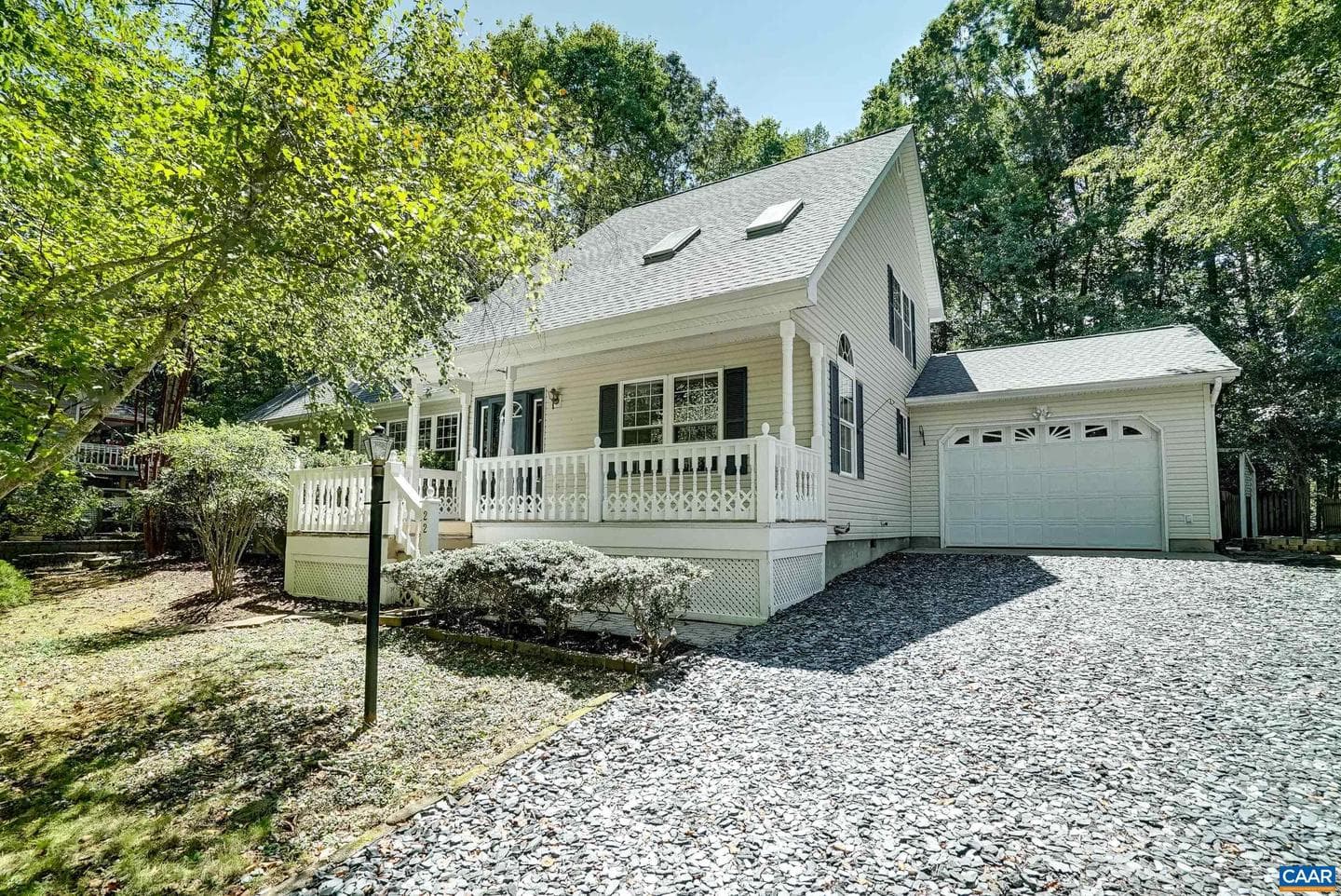 22 Whippoorwill Ln