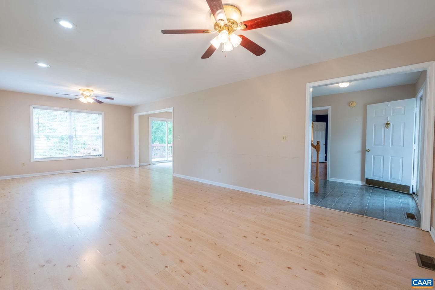 497 Sunset Dr photo 12