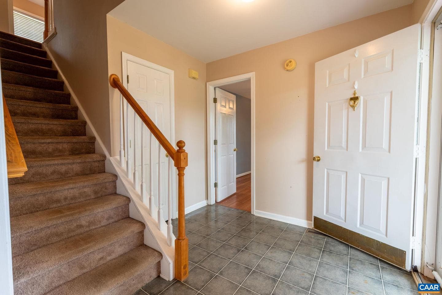497 Sunset Dr photo 13