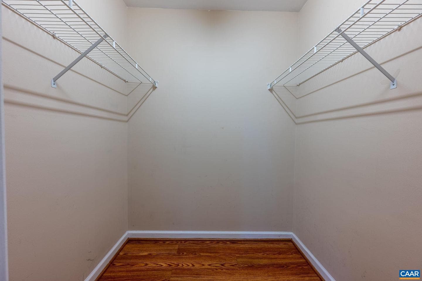 497 Sunset Dr photo 18