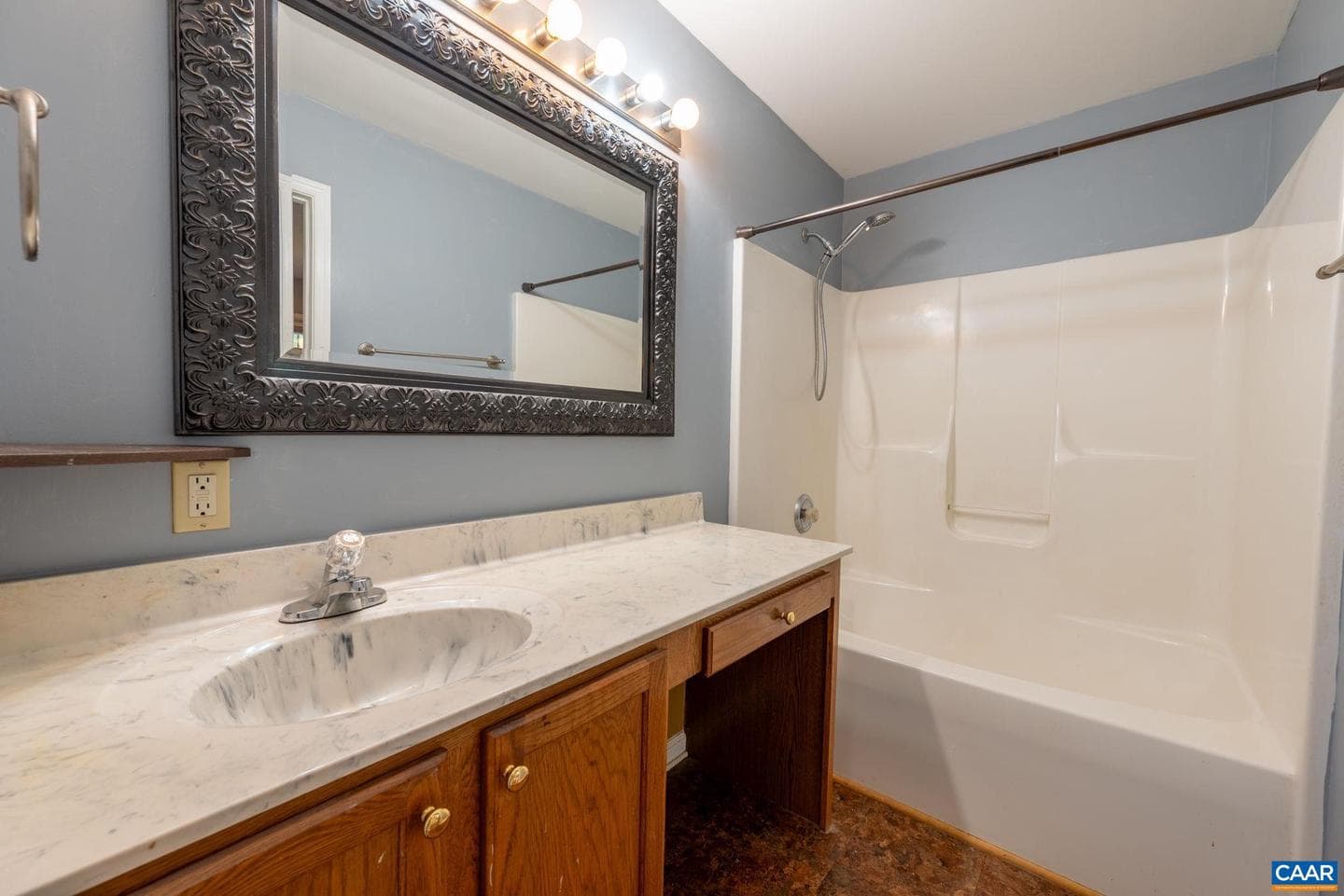 497 Sunset Dr photo 19