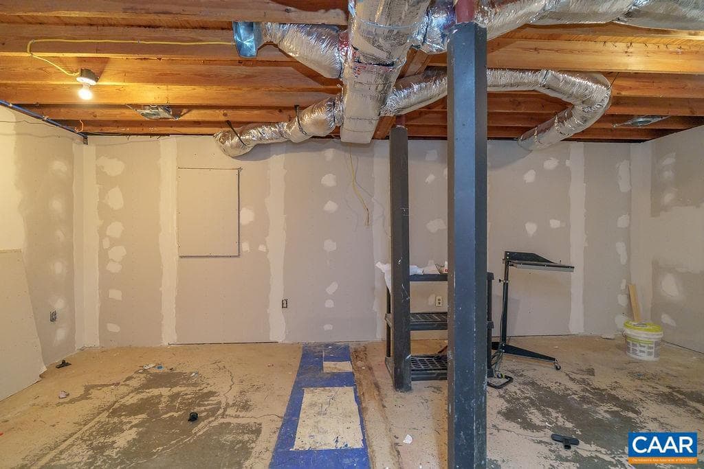 1209 Hollands Rd photo 33