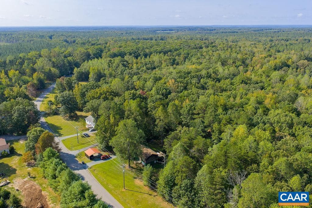 1209 Hollands Rd photo 55