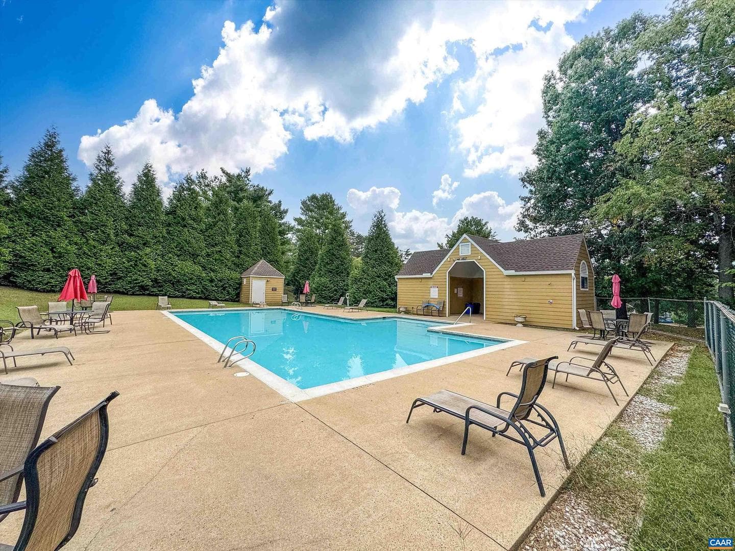 1236 Chatham Rdg photo 44