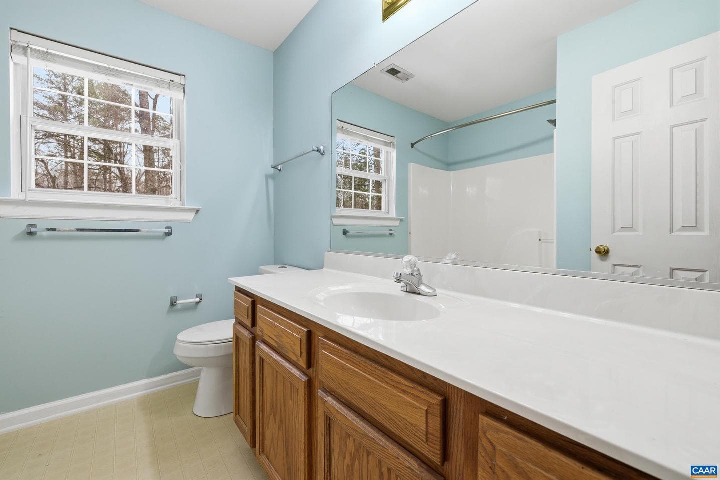 503 Jefferson photo 42