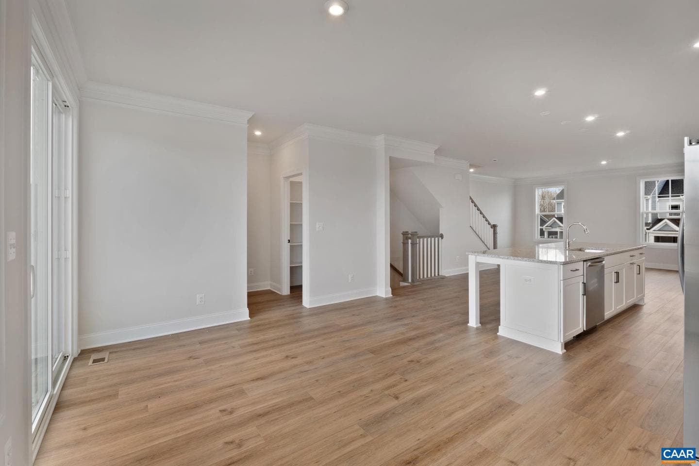 4040 Talen Ln photo 13