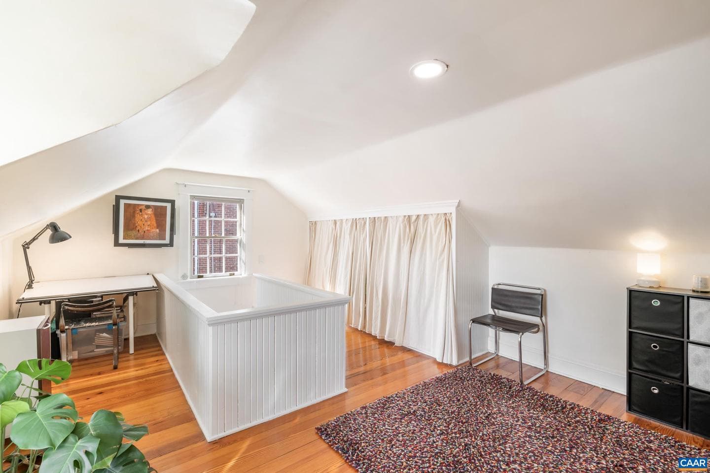 674 Evergreen Ave photo 35