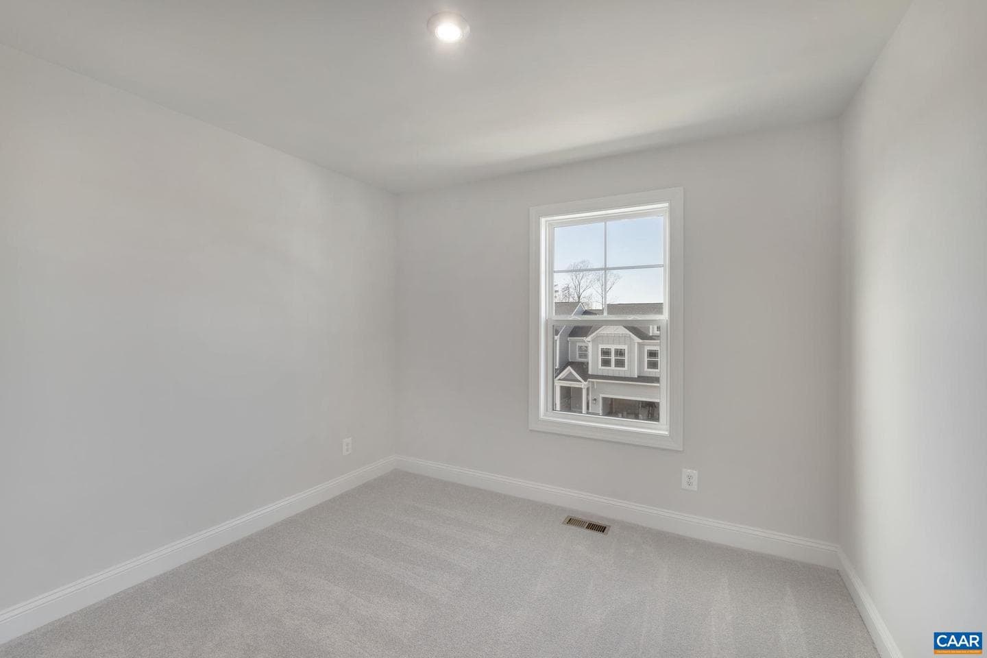 4044 Talen Ln photo 31