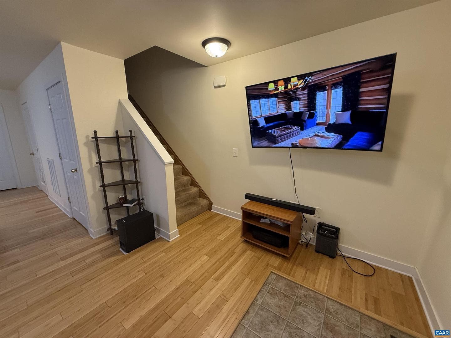 508 Bennett St photo 18