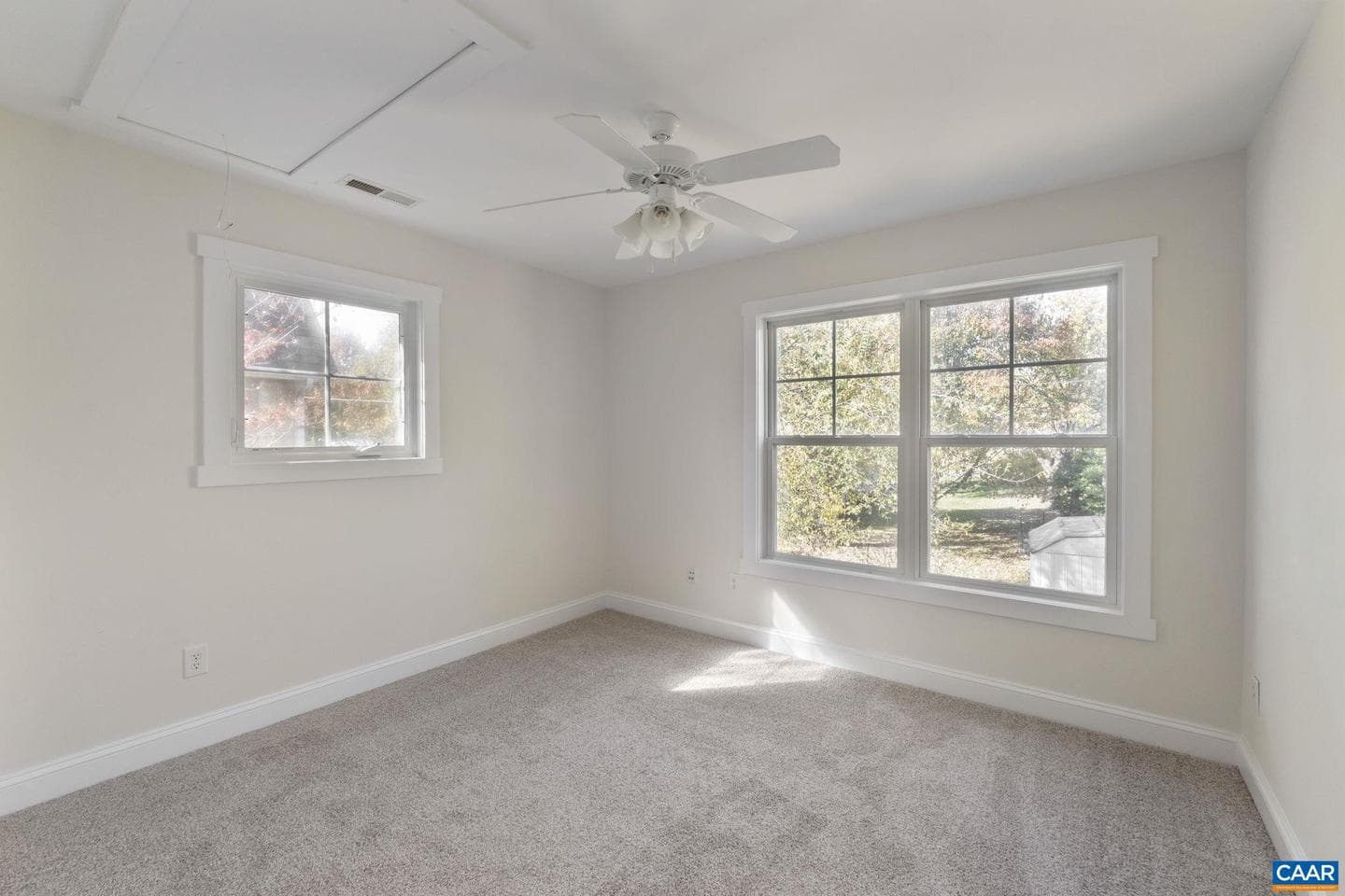 368 Joliet Ct photo 11