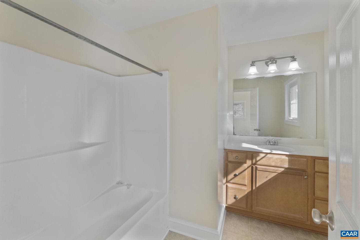 368 Joliet Ct photo 9