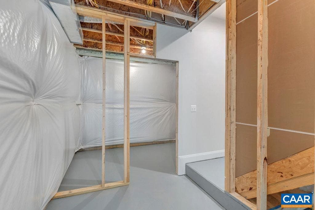 L1-52a Harmon Dr photo 28