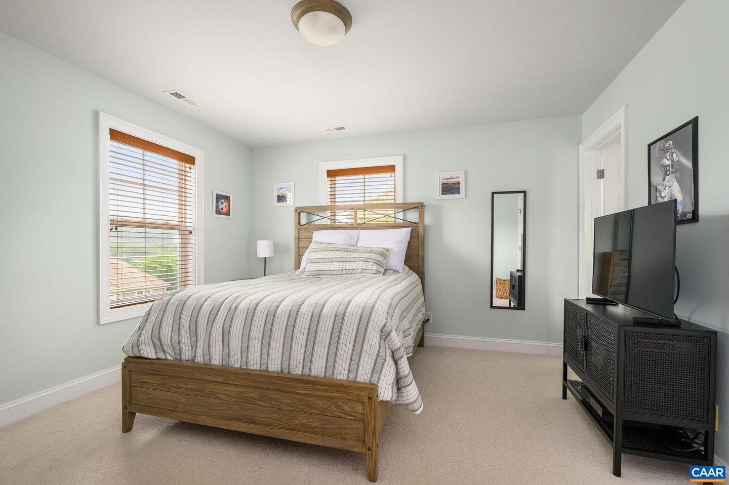 1124 Arden Dr photo 23