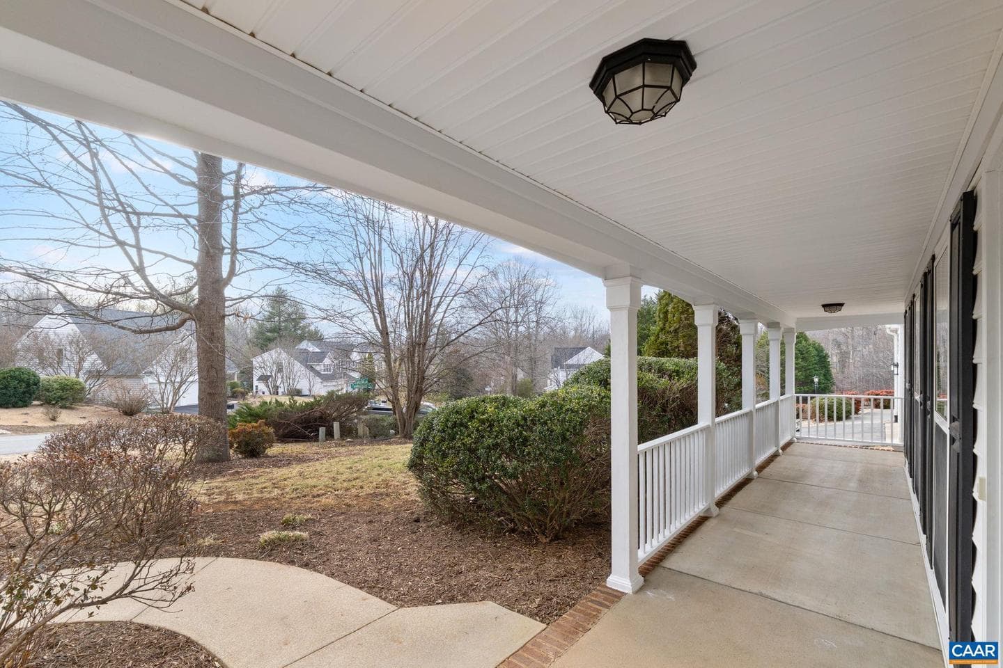 1527 Cherry Bark Ln photo 2