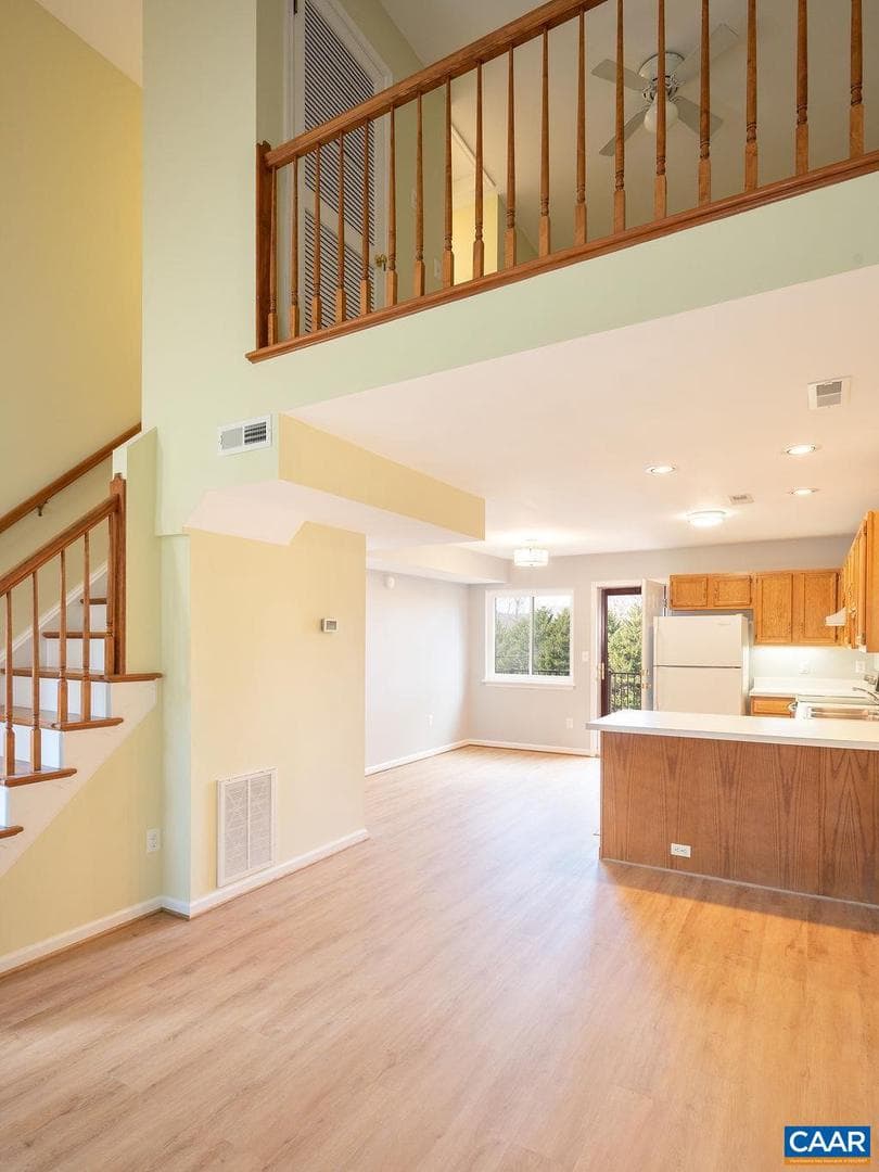 1688 Royal Oak Ct photo 19