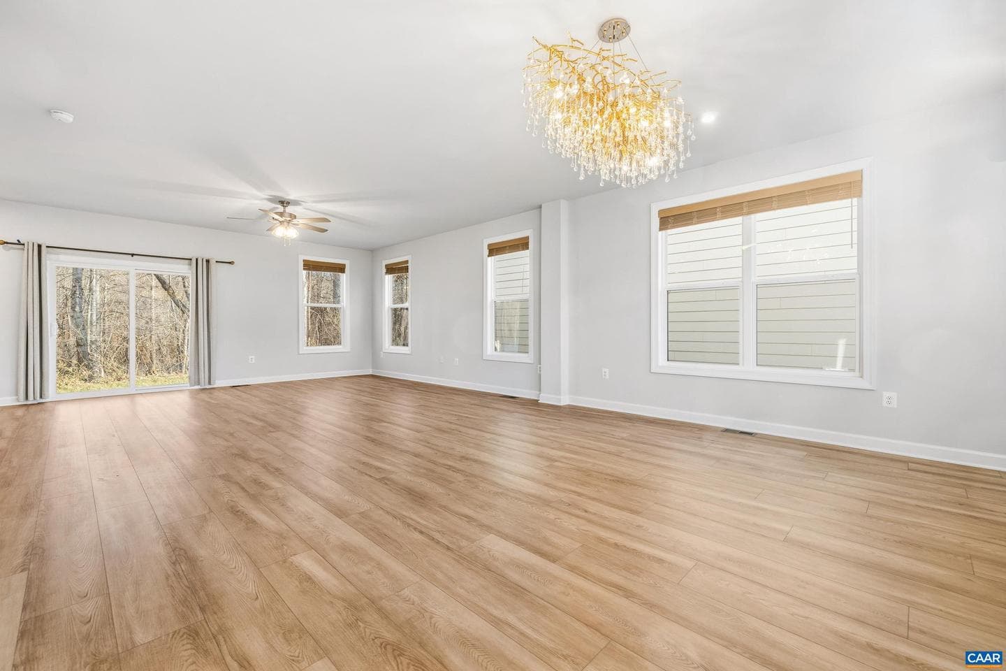 3725 Paradise Park Ln photo 10