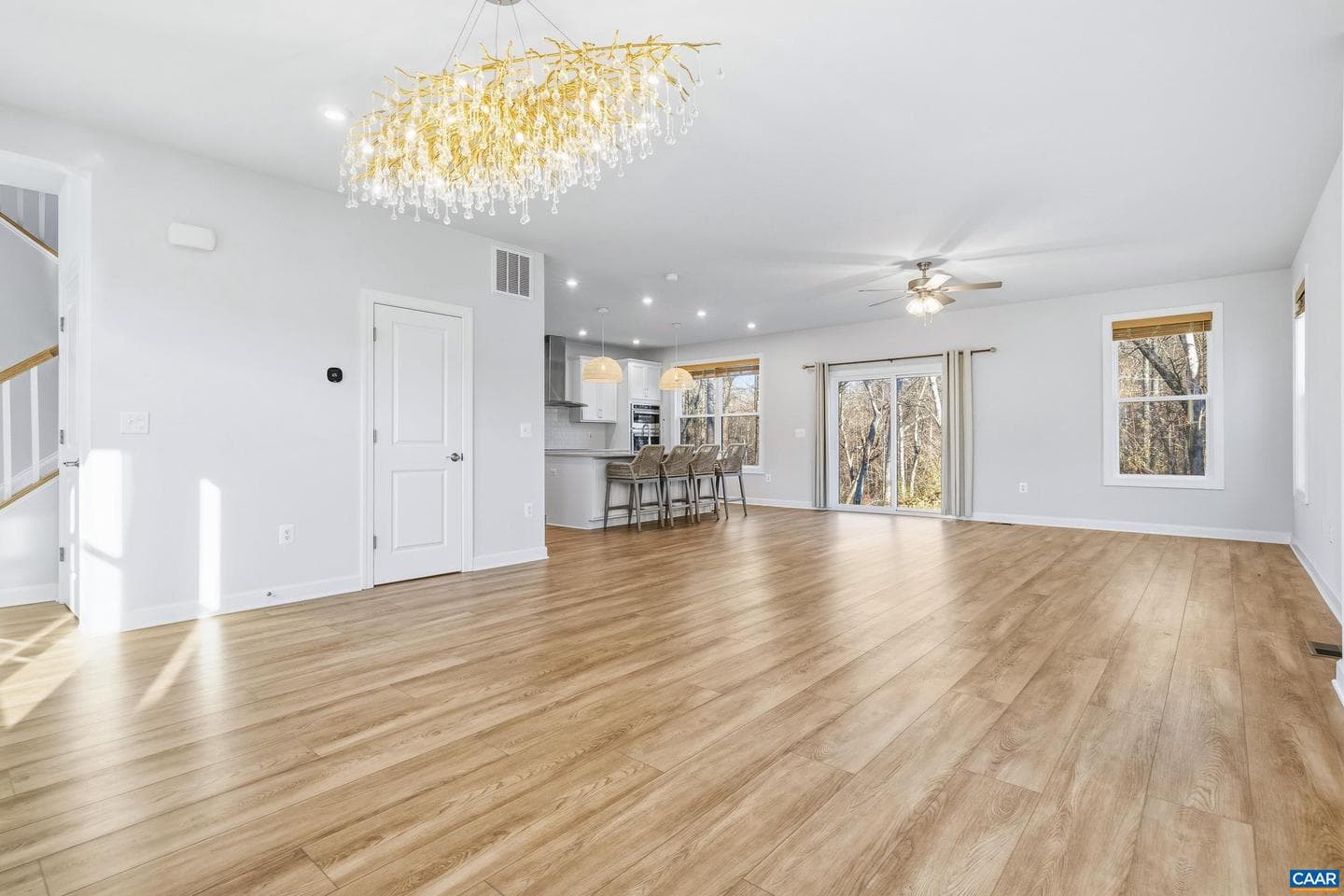 3725 Paradise Park Ln photo 11