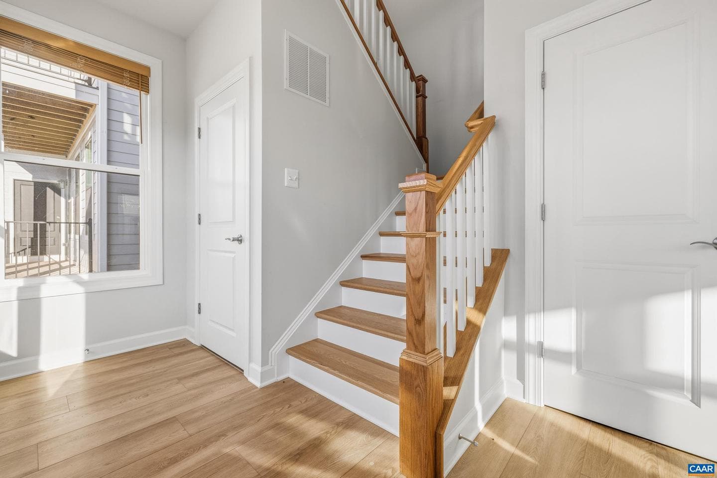 3725 Paradise Park Ln photo 9