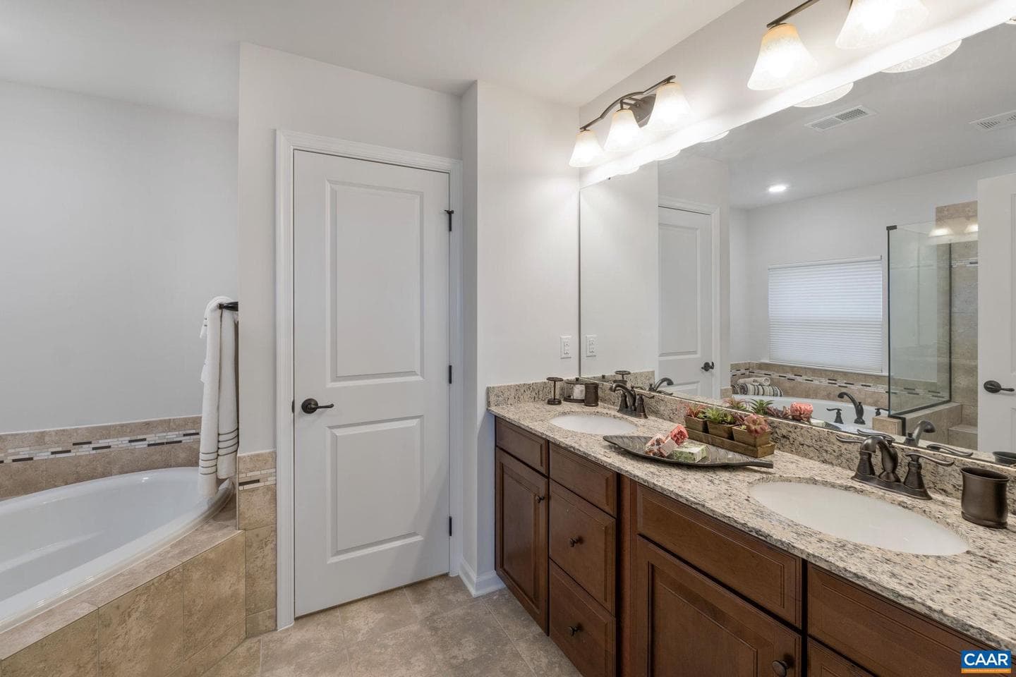 1516 Delphi Ln photo 42