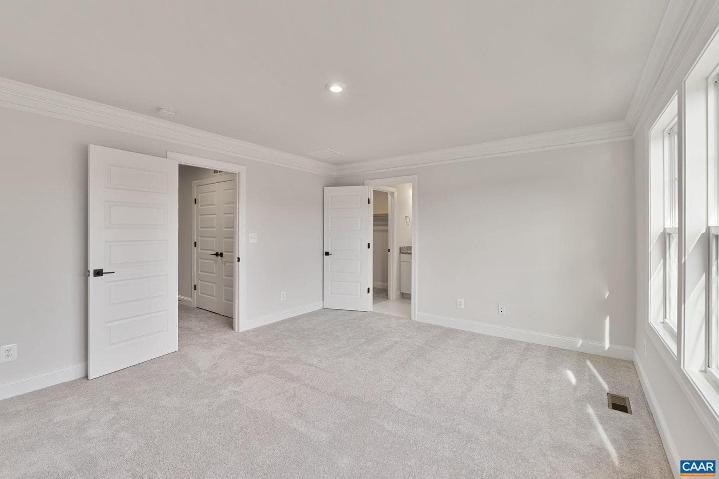 4046 Talen Ln photo 26