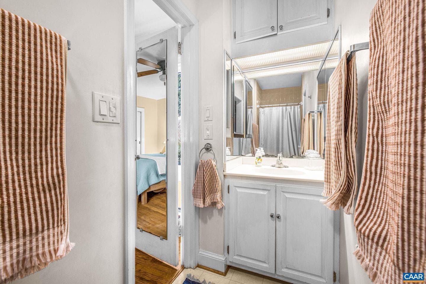 810 Tunlaw Pl photo 22
