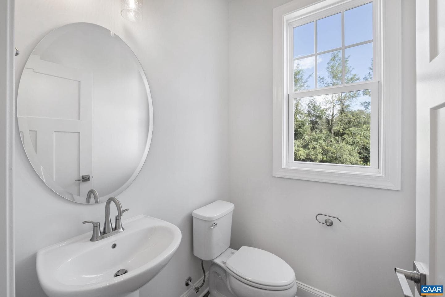 750 Park Ridge Dr photo 24