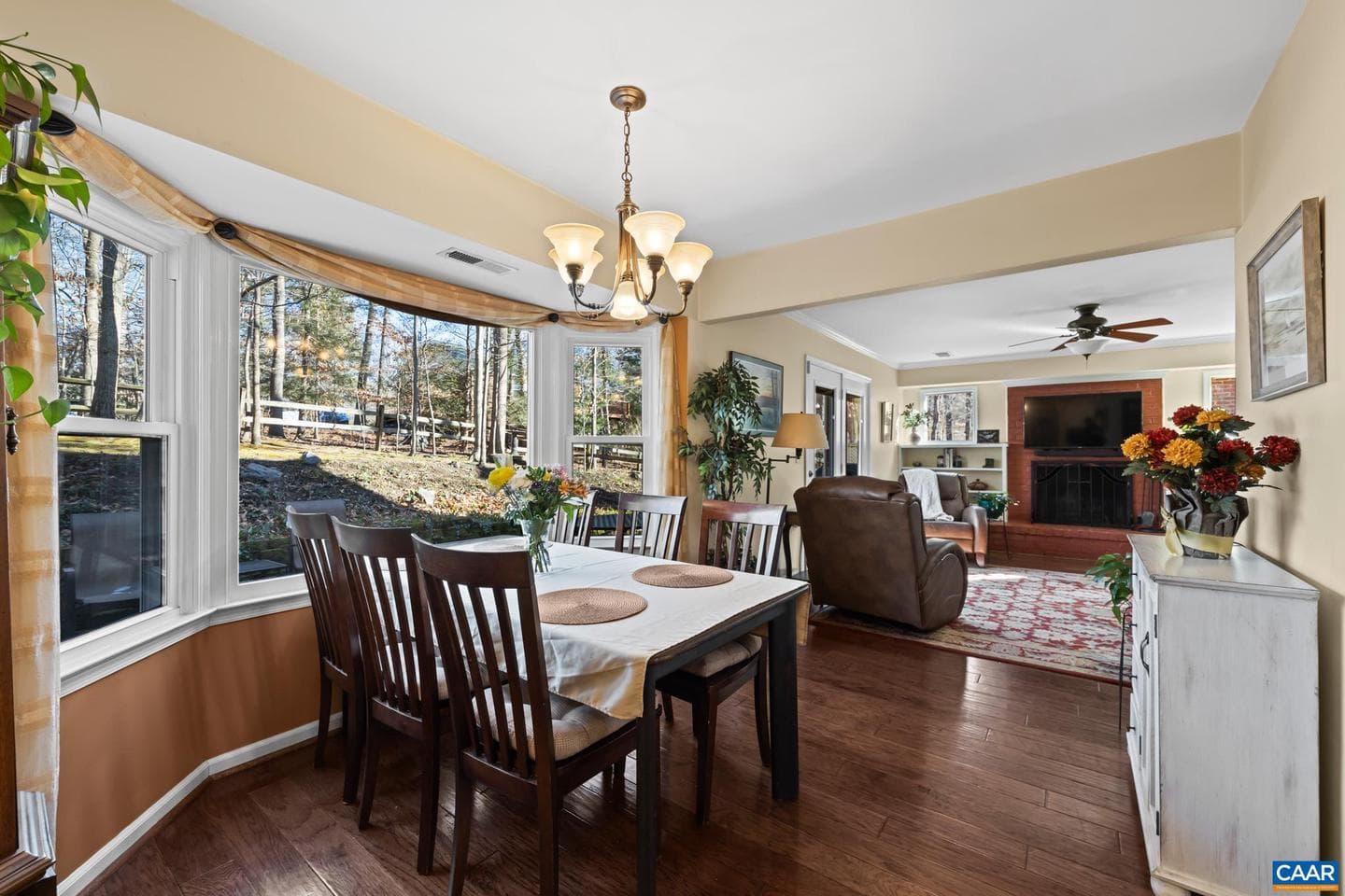 1817 Hearthglow Ln photo 11