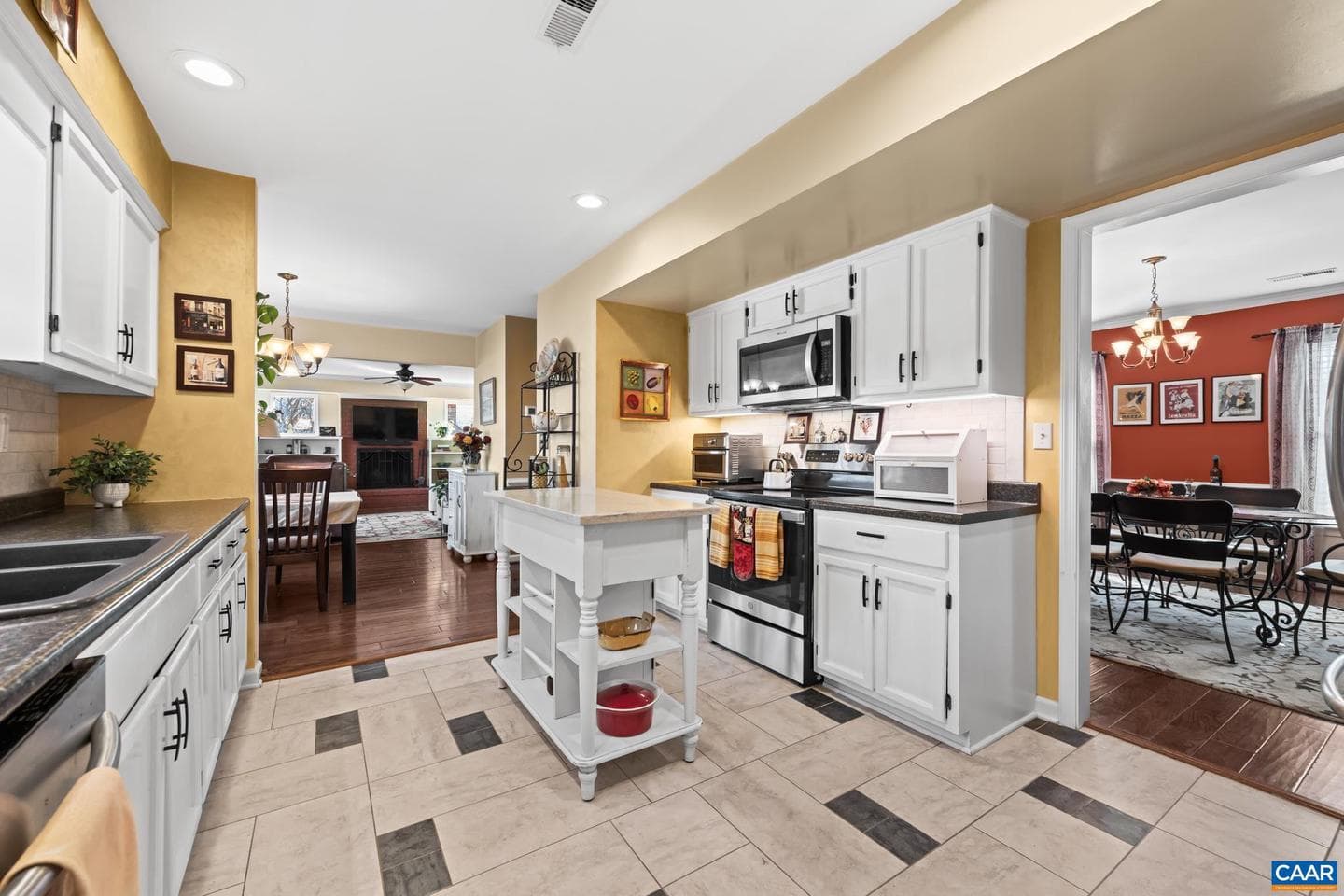 1817 Hearthglow Ln photo 14