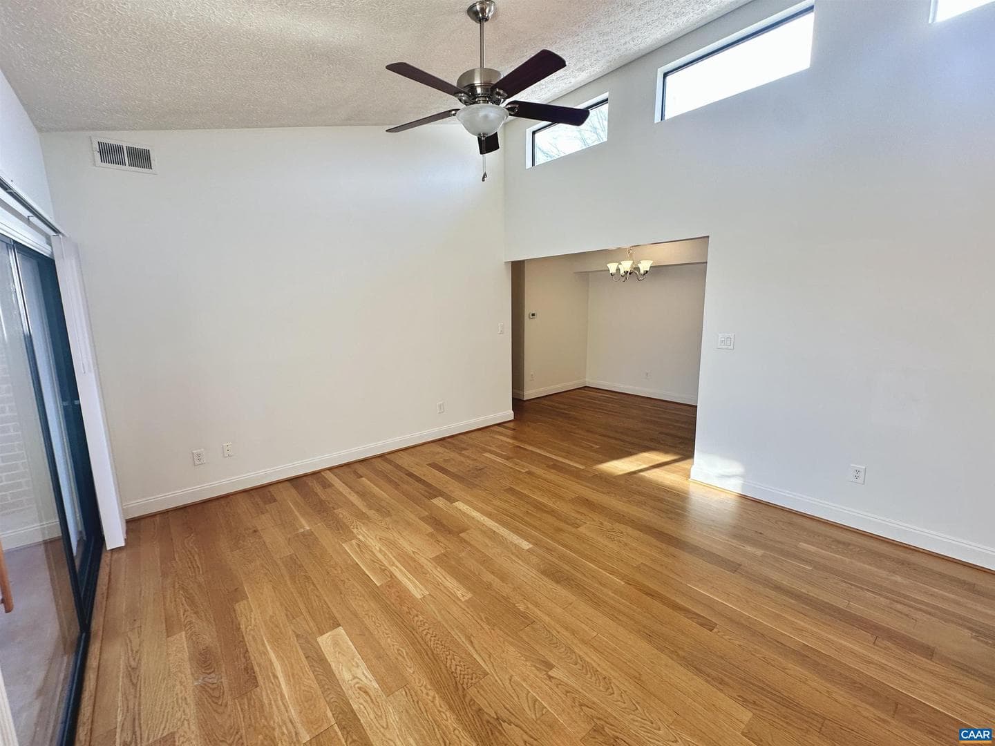 104 Turtle Creek Rd #9 photo 3