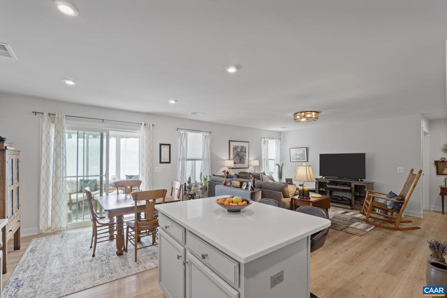 108 Archer Dr photo 12