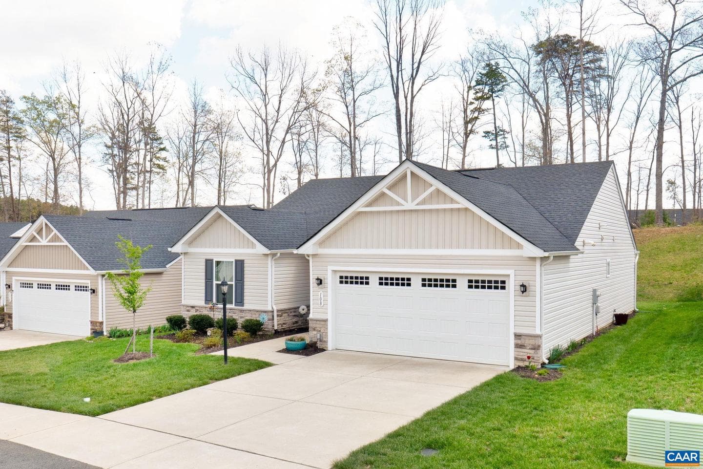 108 Archer Dr, Palmyra