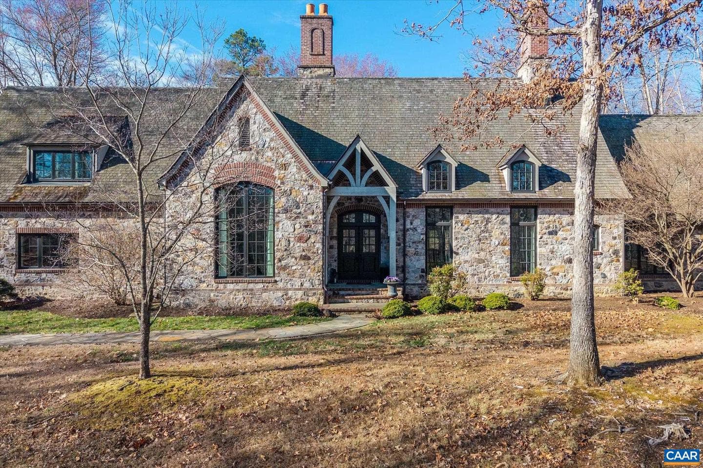 880 Club Dr, Keswick