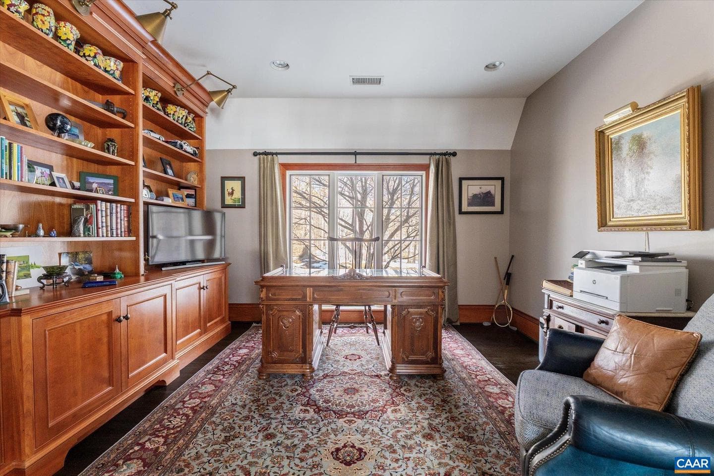 880 Club Dr photo 32