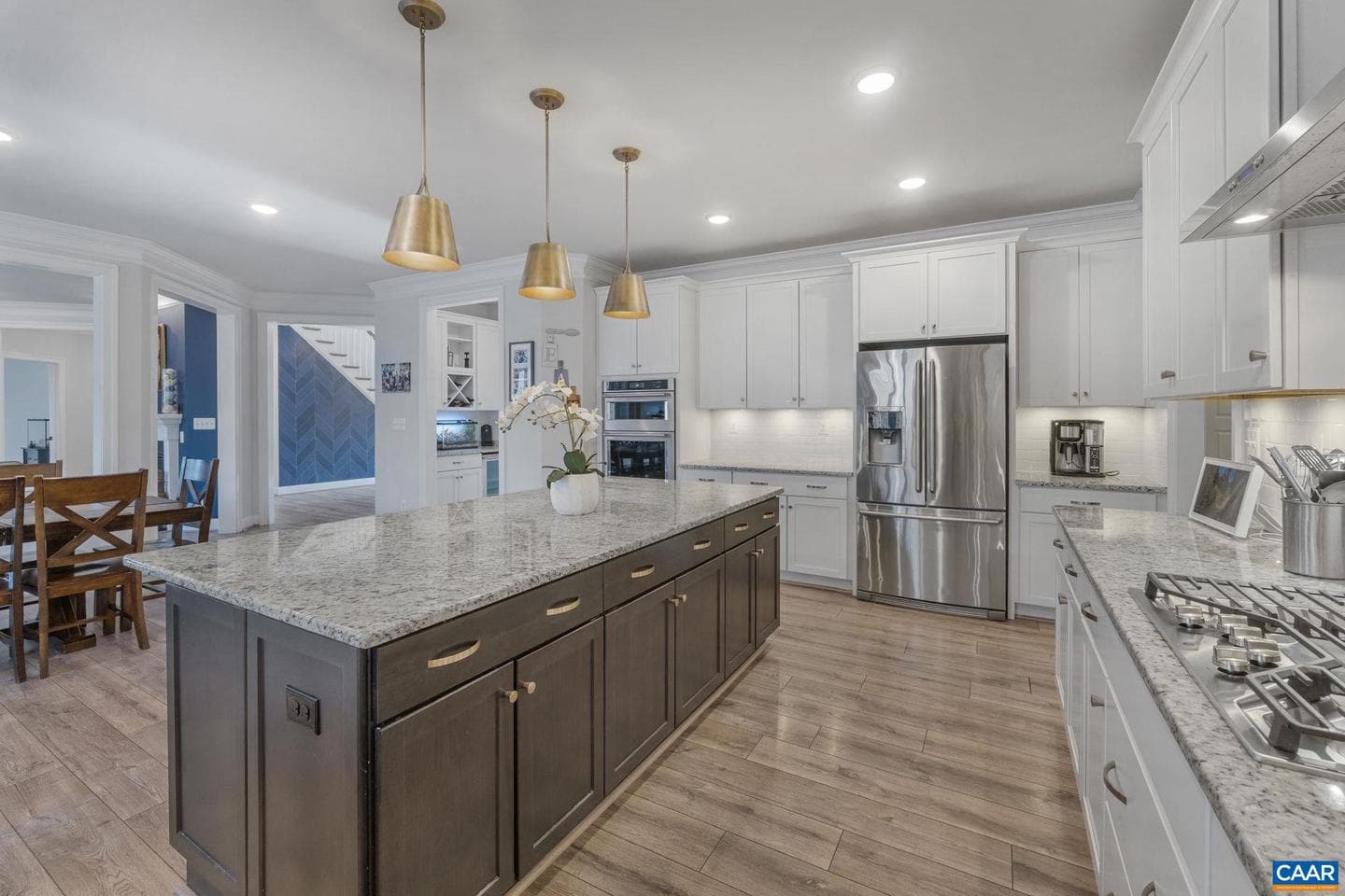 1321 Dubine Dr photo 12