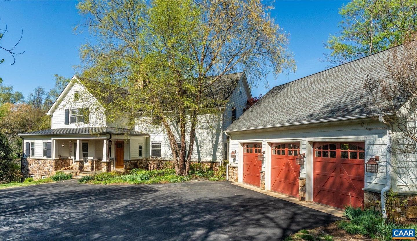 3135 Rocks Farm Ct photo 2