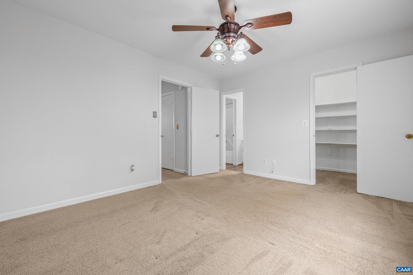 4654 Briarwood Dr photo 14
