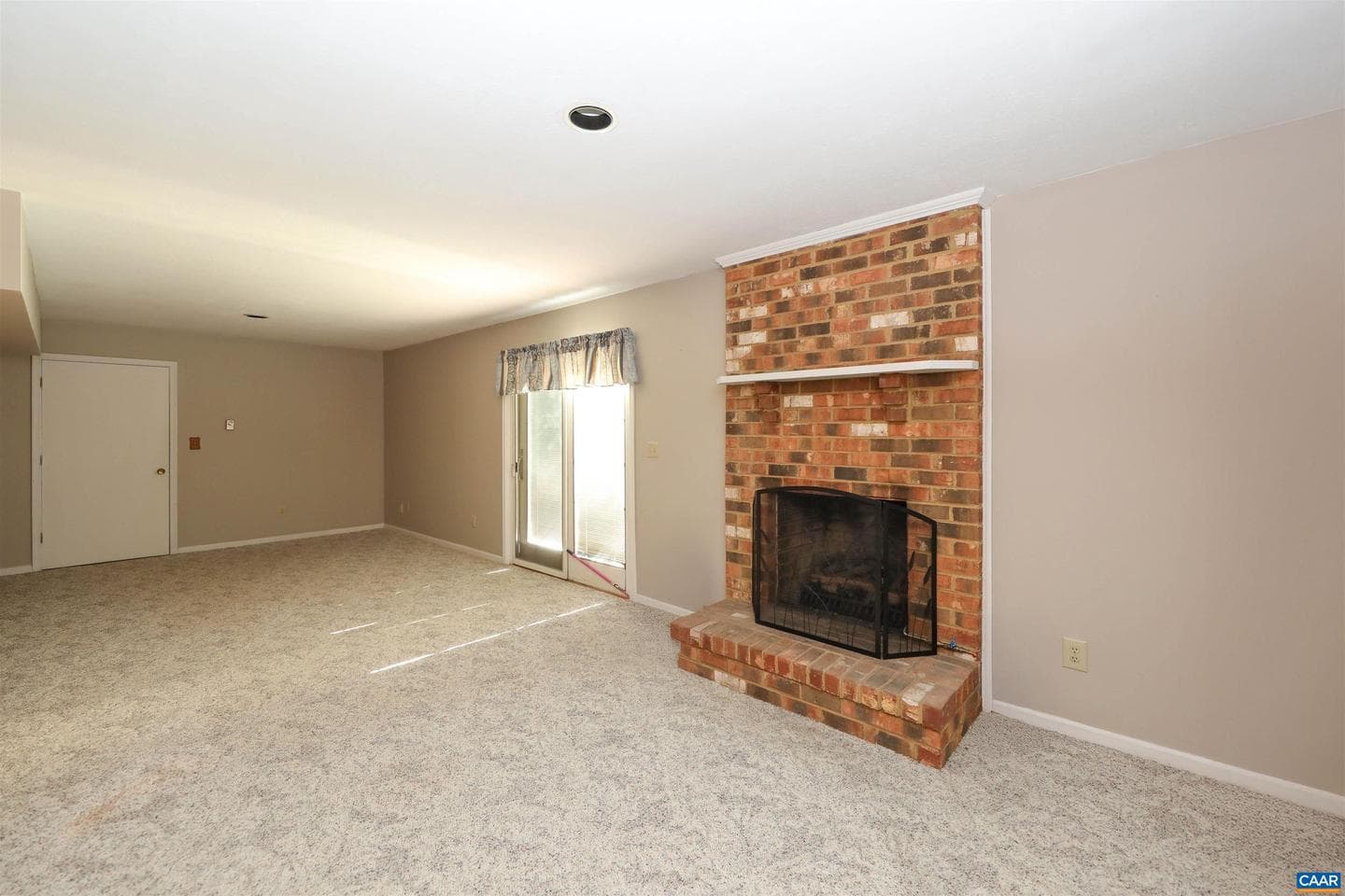 1004 Coleman St photo 28