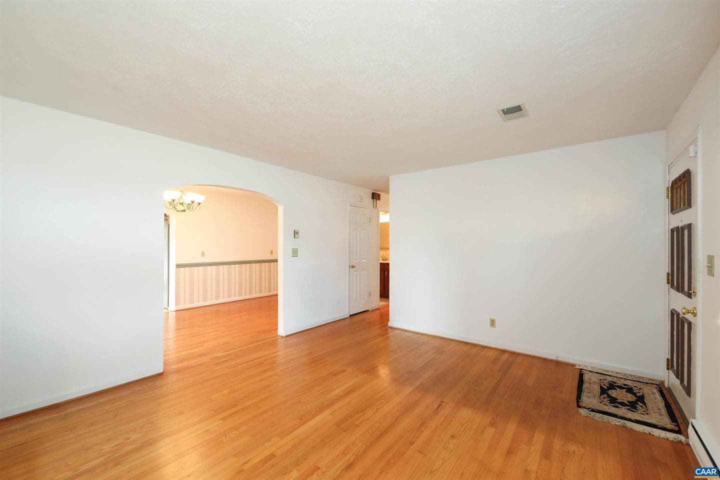 1004 Coleman St photo 6